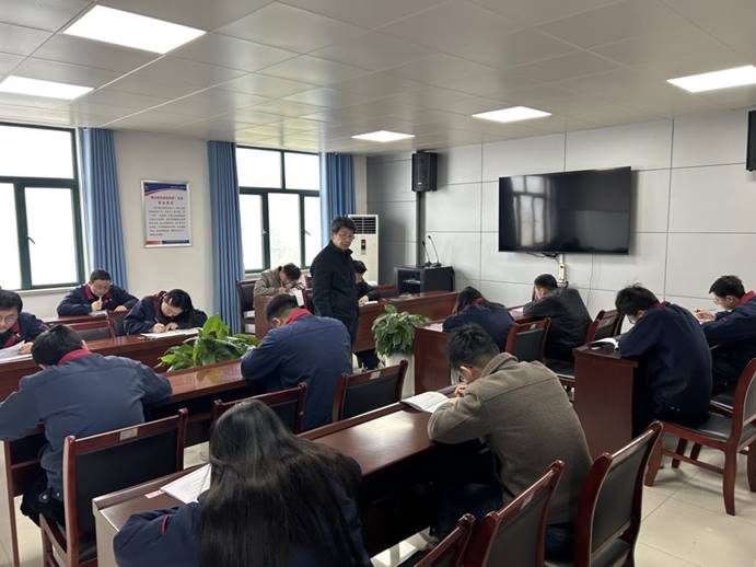 建材公司、檢測公司聯(lián)合開展管理人員業(yè)務提升考試